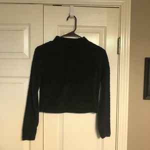 Crop top sweater